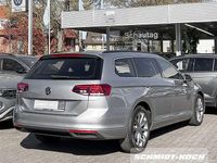 Gebraucht VW Passat Business 200 PS (147 kW) 2023 Pyritsilber (silber) Kombi