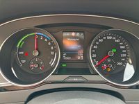 Gebraucht VW Passat GTE 156 PS (114 kW) 2021 Blau Kombi