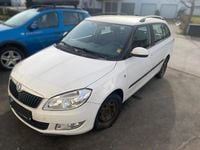 Gebraucht Skoda Fabia Ambiente 86 PS (63 kW) 2011 Weiß Kombi