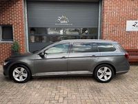 Gebraucht VW Passat Highline 120 PS (88 kW) 2017 Grau Kombi