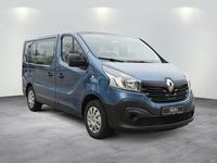 Gebraucht Renault Trafic Expression 125 PS (91 kW) 2017 Panoramablau Van / Kleinbus