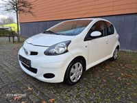 Gebraucht Toyota Aygo Cool 68 PS (50 kW) 2011 Weiß Kleinwagen