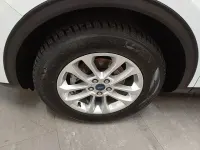 Gebraucht Ford Kuga Titanium 150 PS (110 kW) 2022 Weiß SUV