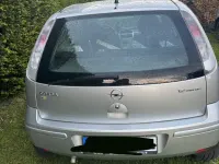 Usata Opel Corsa Sport 80 CV (58 kW) 2006 Argento Utilitaria