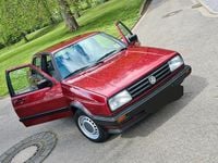 Second-hand VW Jetta 72 CP (52 kW) 1988 Roșu Berlinǎ