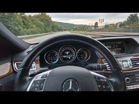 Gebraucht Mercedes E250 204 PS (150 kW) 2015 Blau Limousine