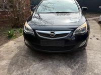 Gebraucht Opel Astra 87 PS (63 kW) 2010 Schwarz Kleinwagen