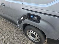 Gebraucht Opel Combo Edition 131 PS (96 kW) 2020 Silber Van / Kleinbus