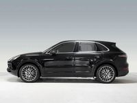 Gebraucht Porsche Cayenne 340 PS (250 kW) 2022 Tiefschwarzmetallic SUV