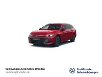 Gebraucht VW Passat Elegance 150 PS (110 kW) 2025 Rot Kombi
