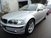 Gebraucht BMW 320 170 PS (125 kW) 2002 Silber metallic Kombi