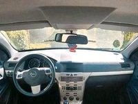 Gebraucht Opel Astra 116 PS (85 kW) 2007 Blau Limousine