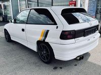 Second-hand Opel Astra 116 CP (85 kW) 1995 Alb Coupe
