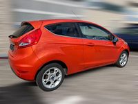 Gebraucht Ford Fiesta Titanium 82 PS (60 kW) 2011 Rot Kleinwagen