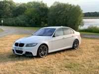 gebraucht BMW 330 d M Paket echte Vollausstattung neue Reifen & Bremsen & HU