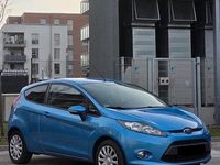 Gebraucht Ford Fiesta 60 PS (44 kW) 2011 Blau Kleinwagen