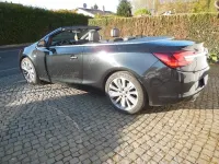 Gebraucht Opel Cascada Innovation 165 PS (121 kW) 2014 Schwarz Cabrio