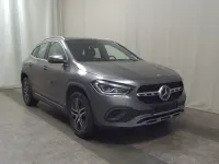 Gebraucht Mercedes GLA200 Progressive 163 PS (119 kW) 2022 Grau SUV
