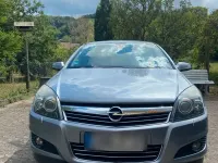Gebraucht Opel Astra 116 PS (85 kW) 2009 Silber Limousine