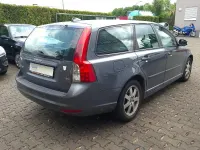 Gebraucht Volvo V50 Momentum 145 PS (106 kW) 2008 Grau Kombi