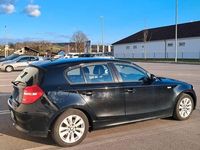 Gebraucht BMW 116 122 PS (89 kW) 2010 Schwarz Kleinwagen