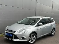 Usado Ford Focus 116 CV (85 kW) 2014 Plateado Familiar