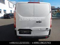 Gebraucht Ford Transit Custom 107 PS (78 kW) 2019 Weiß Van / Kleinbus