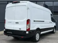 Gebraucht Ford Transit Trend 131 PS (96 kW) 2023 Weiß Pickup