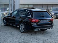 Gebraucht Mercedes C300e 306 PS (225 kW) 2020 Schwarz Limousine