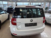 Gebraucht Skoda Yeti Cool Edition 110 PS (80 kW) 2016 Weiß SUV
