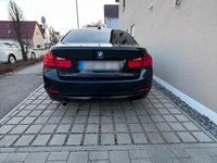 Gebraucht BMW 320 184 PS (135 kW) 2012 Schwarz Limousine
