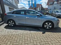 Gebraucht Hyundai Ioniq Style 141 PS (103 kW) 2017 Silber Kleinwagen