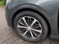 gebraucht Peugeot 208 208PureTech 82 Active