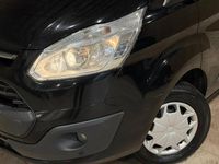 Gebraucht Ford Transit 131 PS (96 kW) 2018 Schwarz Van / Kleinbus