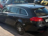 Gebraucht Opel Insignia Edition 140 PS (102 kW) 2010 Schwarz Kombi