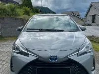 Gebraucht Toyota Yaris Style 101 PS (74 kW) 2018 Grau Limousine