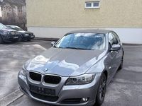 Gebraucht BMW 318 143 PS (105 kW) 2004 Grau Limousine