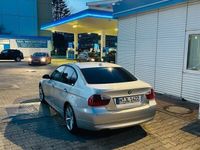 gebraucht BMW 320 e90 i