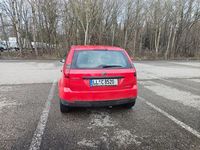 Gebraucht Ford Fiesta 69 PS (50 kW) 2003 Rot Kleinwagen