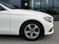 Gebraucht Mercedes E220 194 PS (142 kW) 2017 Weiß Kombi