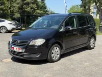 Gebraucht VW Touran United 140 PS (102 kW) 2009 Schwarz Van / Kleinbus