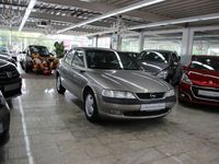 Gebraucht Opel Vectra 101 PS (74 kW) 1996 Grau Limousine