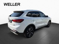 Neu MG ZS Luxury 197 PS (144 kW) 2025 Weiß Limousine