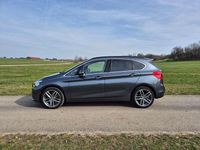 Gebraucht BMW 220 192 PS (141 kW) 2018 Grau Kombi
