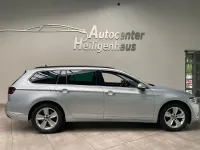 Gebraucht VW Passat Business 200 PS (147 kW) 2023 Silber Kombi