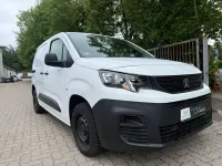 Gebraucht Peugeot Partner 110 PS (80 kW) 2020 Weiß Van / Kleinbus