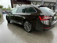 Gebraucht Skoda Superb Active 190 PS (139 kW) 2018 Braun Limousine