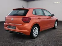 Gebraucht VW Polo Trendline 65 PS (47 kW) 2018 Orange Kleinwagen