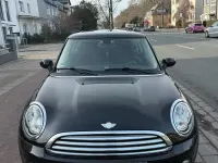 Gebraucht Mini Cooper 98 PS (72 kW) 2011 Schwarz Kleinwagen