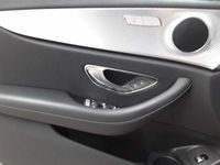 Gebraucht Mercedes E300 Avantgarde 194 PS (142 kW) 2021 Selenitgrau metallic Kombi